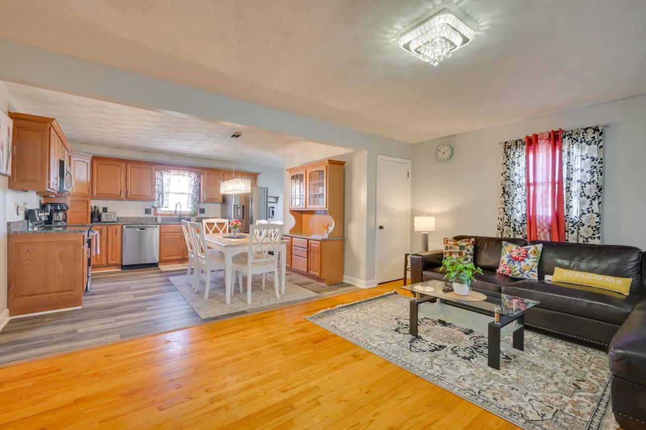 Convenient Hummelstown Home With Deck! Exterior photo