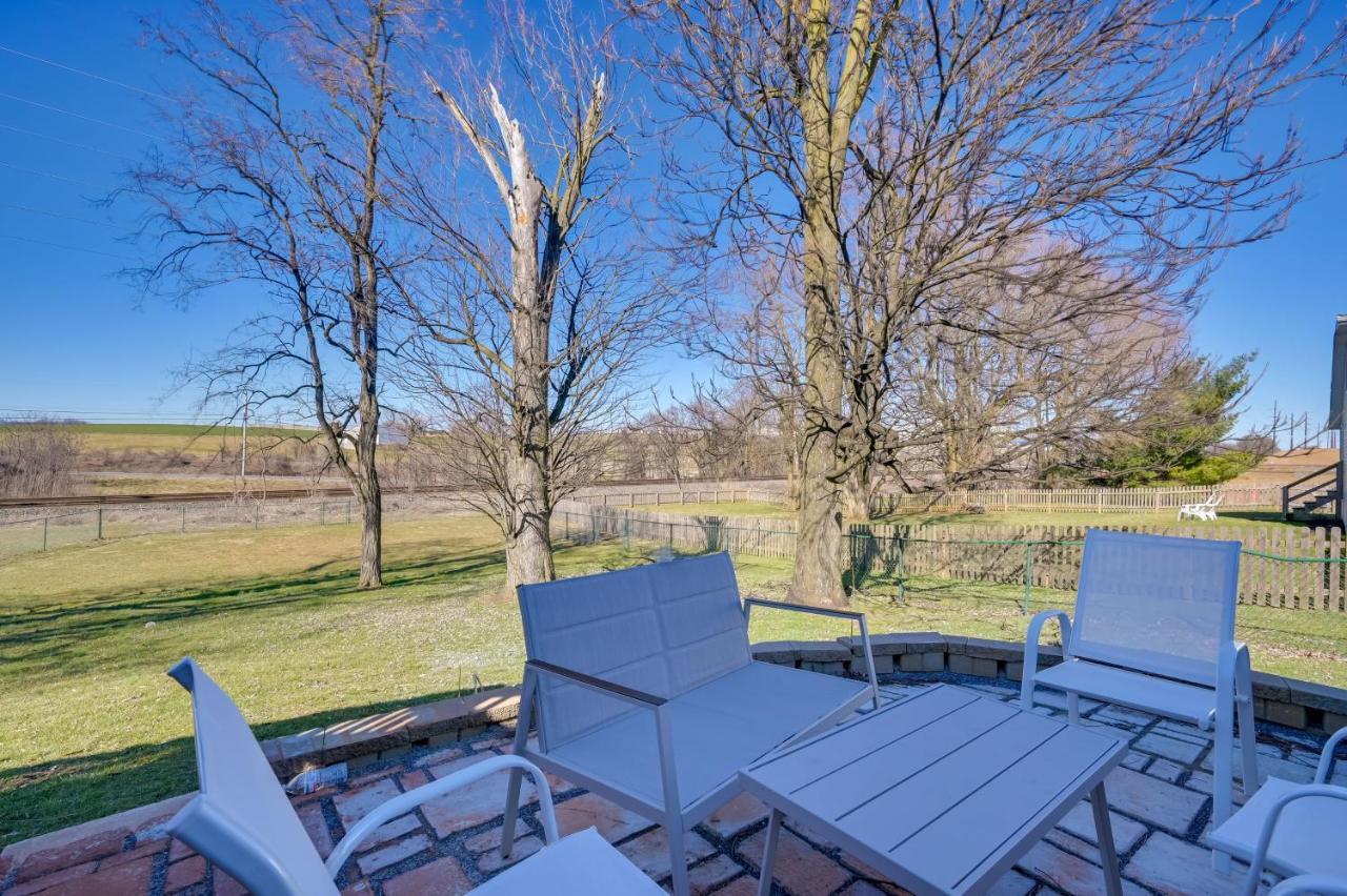Convenient Hummelstown Home With Deck! Exterior photo